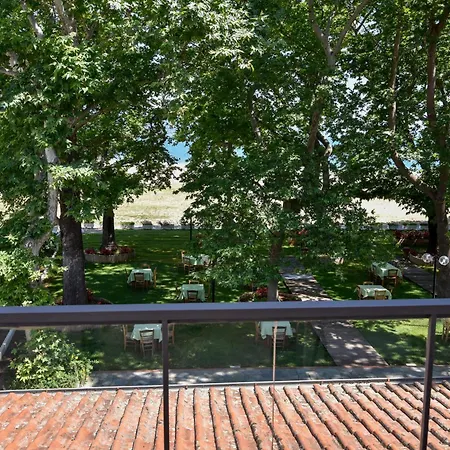 Aristotelis ホテル スタブロス